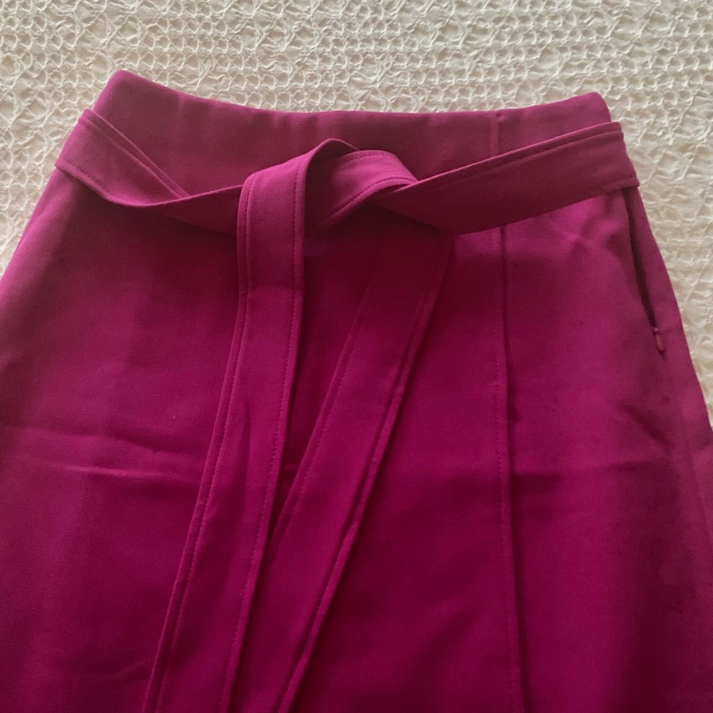 Cotton /polyester fabric. Nice for Fall weather.